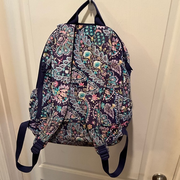 Floral Patterned Backpack - Picture 2 of 8